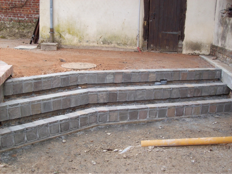 Risloise De Construction Entreprise Generale Du Batiment Beaumont Le Roger MUR MURET 2